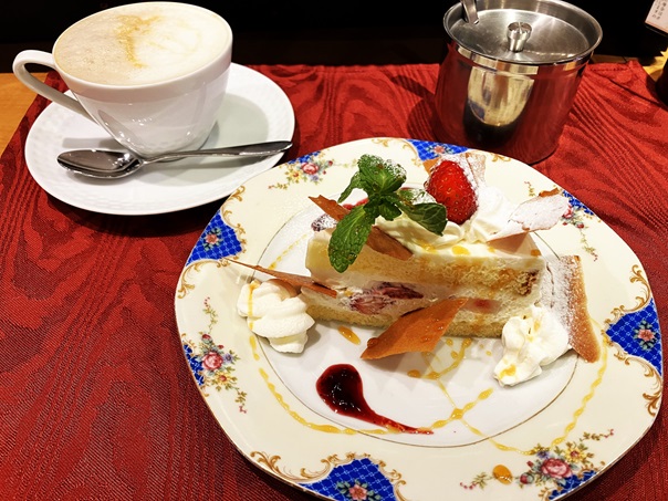 【東京立川/多摩】食べログ百名店にも選ばれる老舗喫茶！コーヒーの種類がすごい一六珈琲店